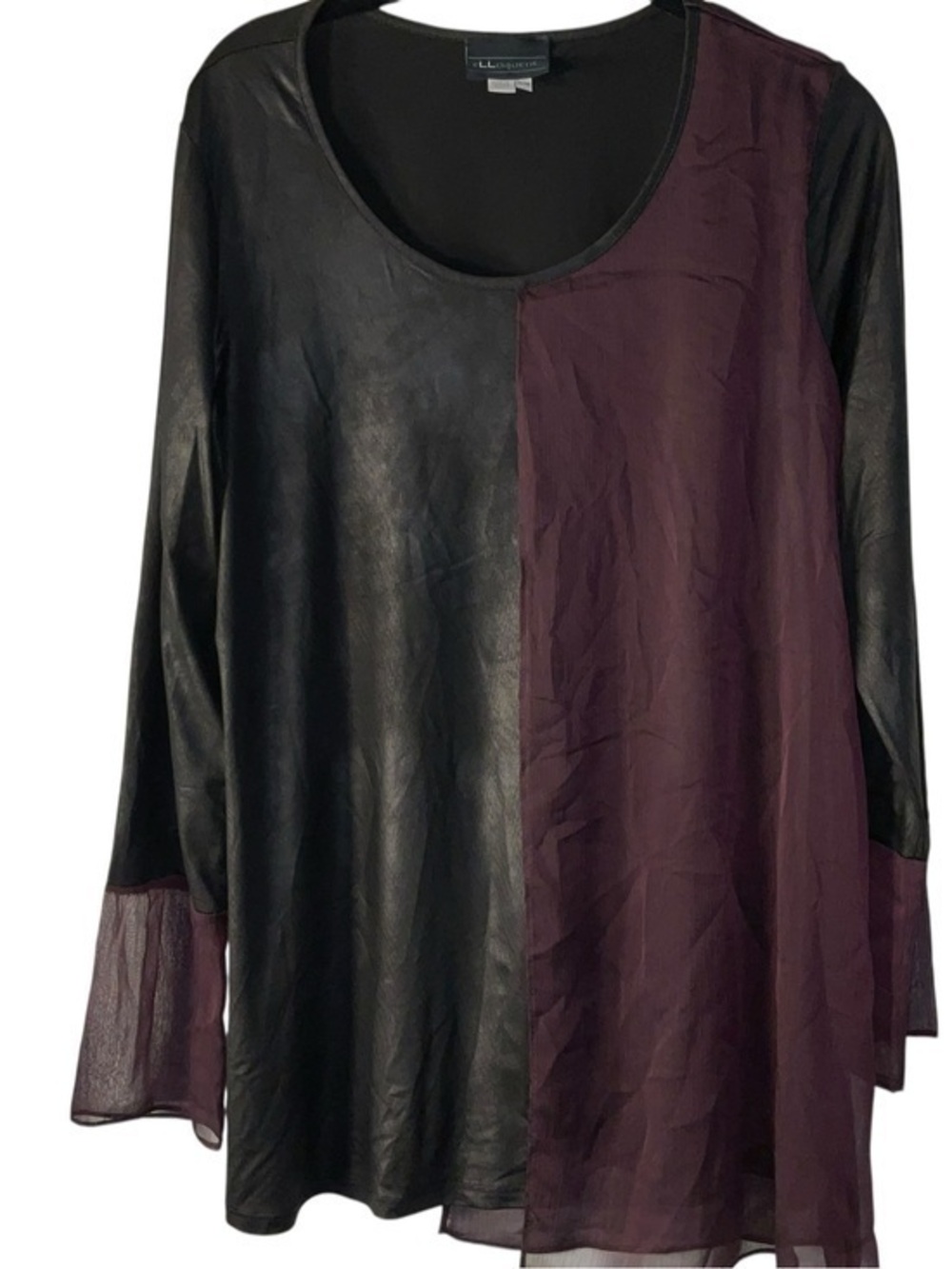 L.L. Bean Women's Black & Plum Two-Tone Scoop Neck Top